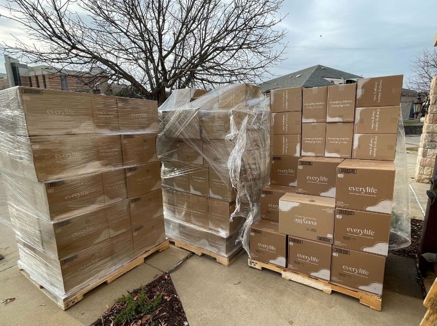 24K Diapers, 38K Wipes Sent to Dallas PRC by EveryLife