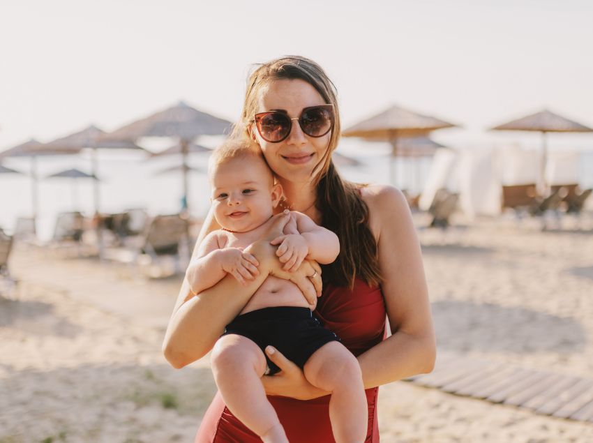 Summer Diaper Bag Checklist: 5 Things Worth Packing This Season